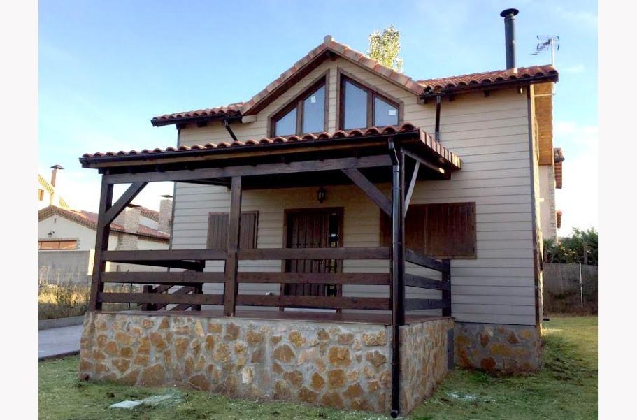 Casas prefabricadas de madera, Orea con revestimiento en fibrocemento