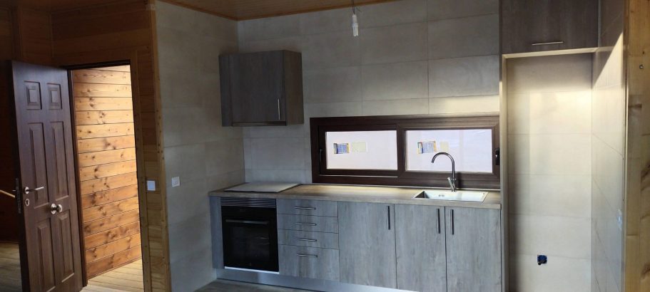 Oferta casas de madera con cocina completa