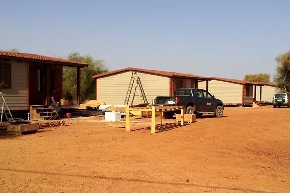 Montaje de casas prefabricadas en Senegal