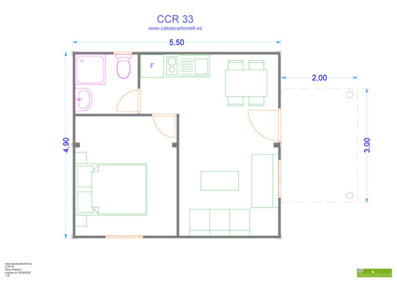 Plano de una vivienda con habitaciones y mobiliario básico.
